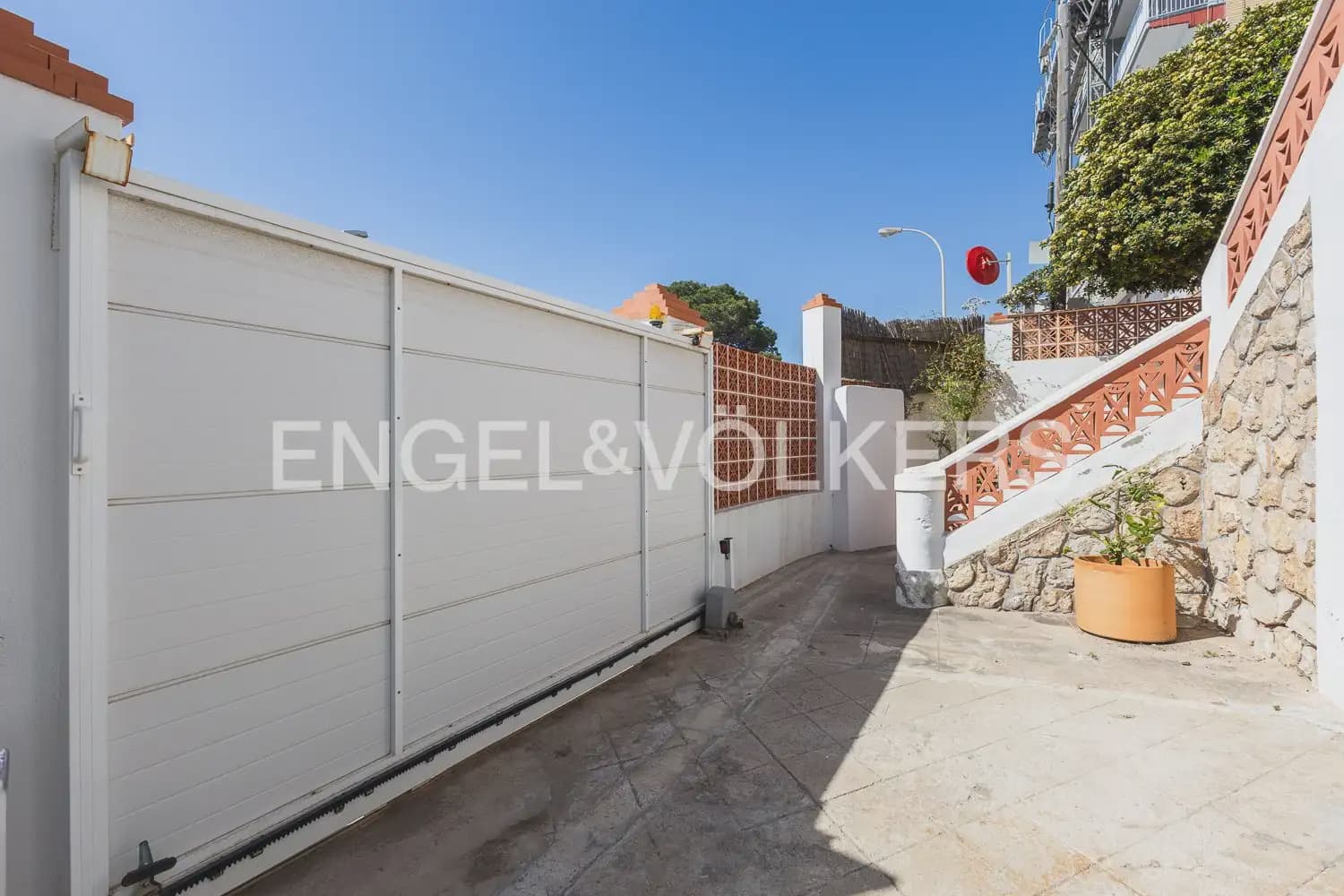 4 Zimmer Villa zu vermieten in Cullera mit Garage - 8.500 € (Ref: 9898144)