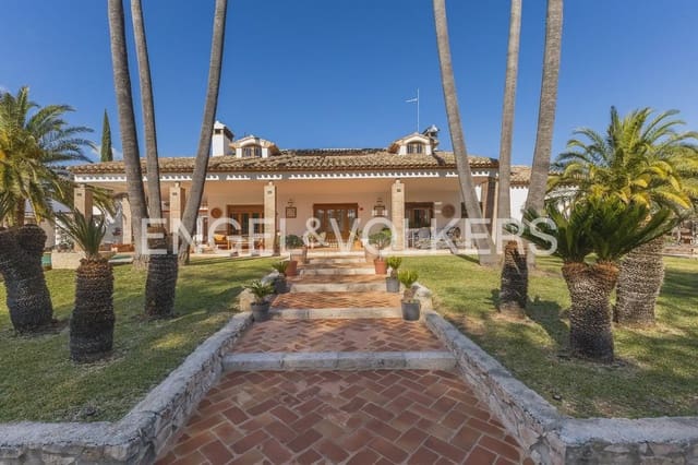 5 Zimmer Villa zu verkaufen in Ontinyent mit Pool Garage - 720.000 € (Ref: 9898145)