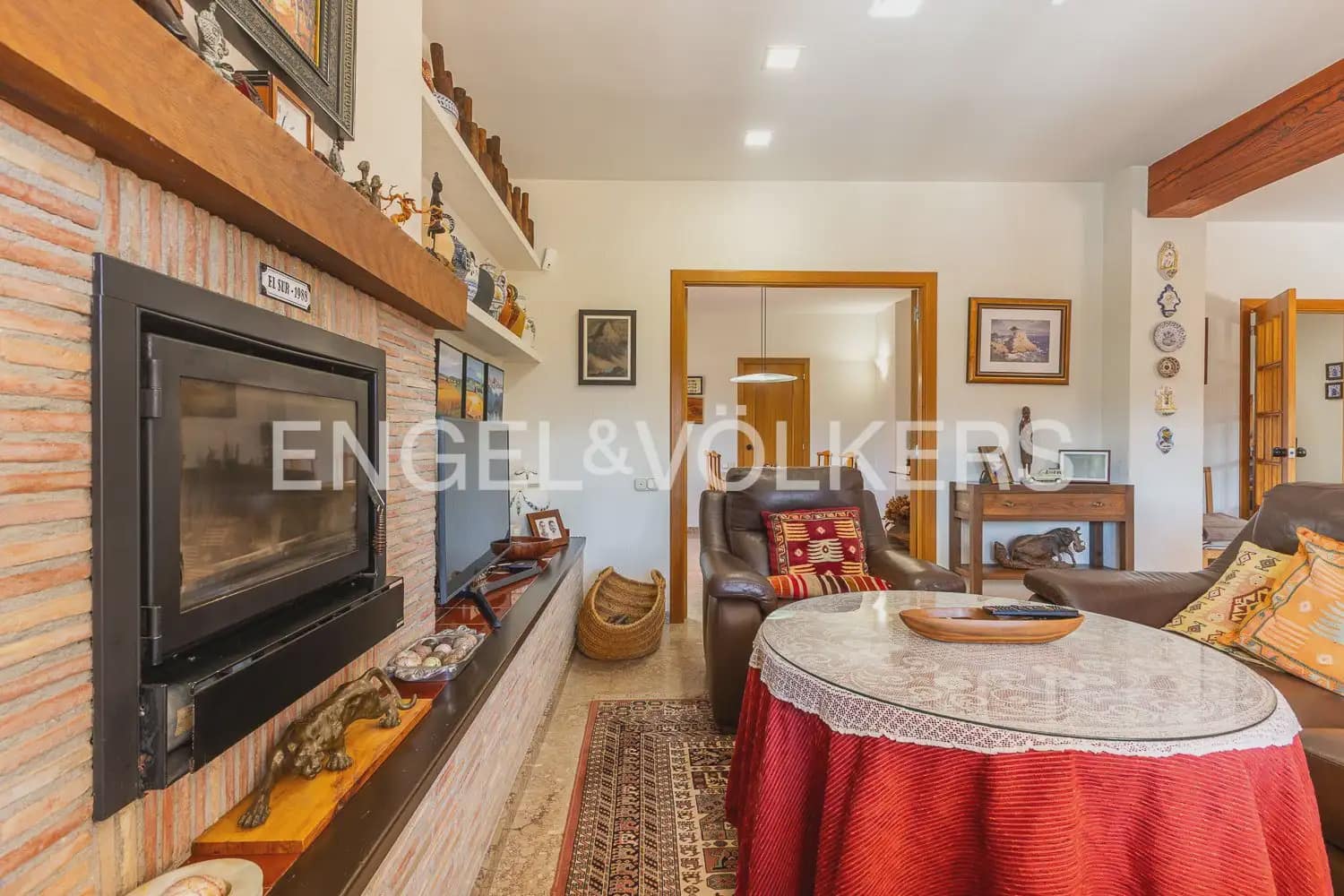 5 Zimmer Villa zu verkaufen in Ontinyent mit Pool Garage - 720.000 € (Ref: 9898145)