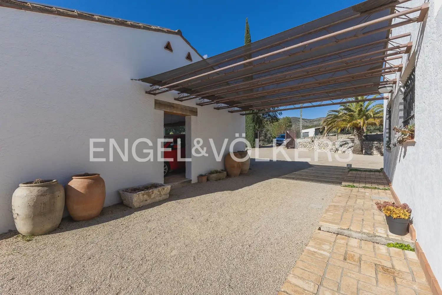 5 Zimmer Villa zu verkaufen in Ontinyent mit Pool Garage - 720.000 € (Ref: 9898145)