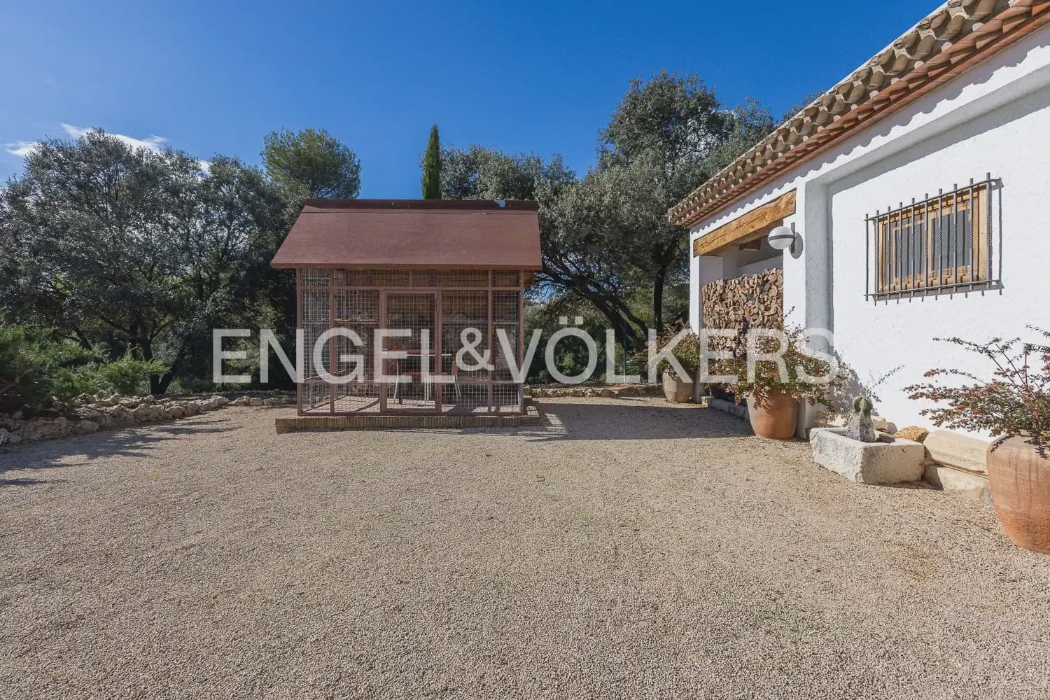 5 Zimmer Villa zu verkaufen in Ontinyent mit Pool Garage - 720.000 € (Ref: 9898145)