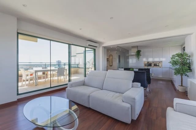 2 sovrum Takvåning att hyra i Ciutat de les Arts i de les Ciencies, Valencia stad med pool garage - 3 800 € (Ref: 9898146)