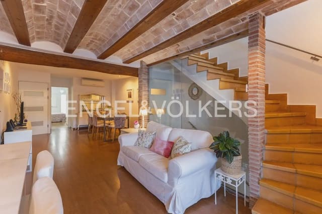 5 bedroom Townhouse for sale in Serra with garage - € 318,000 (Ref: 9898147)