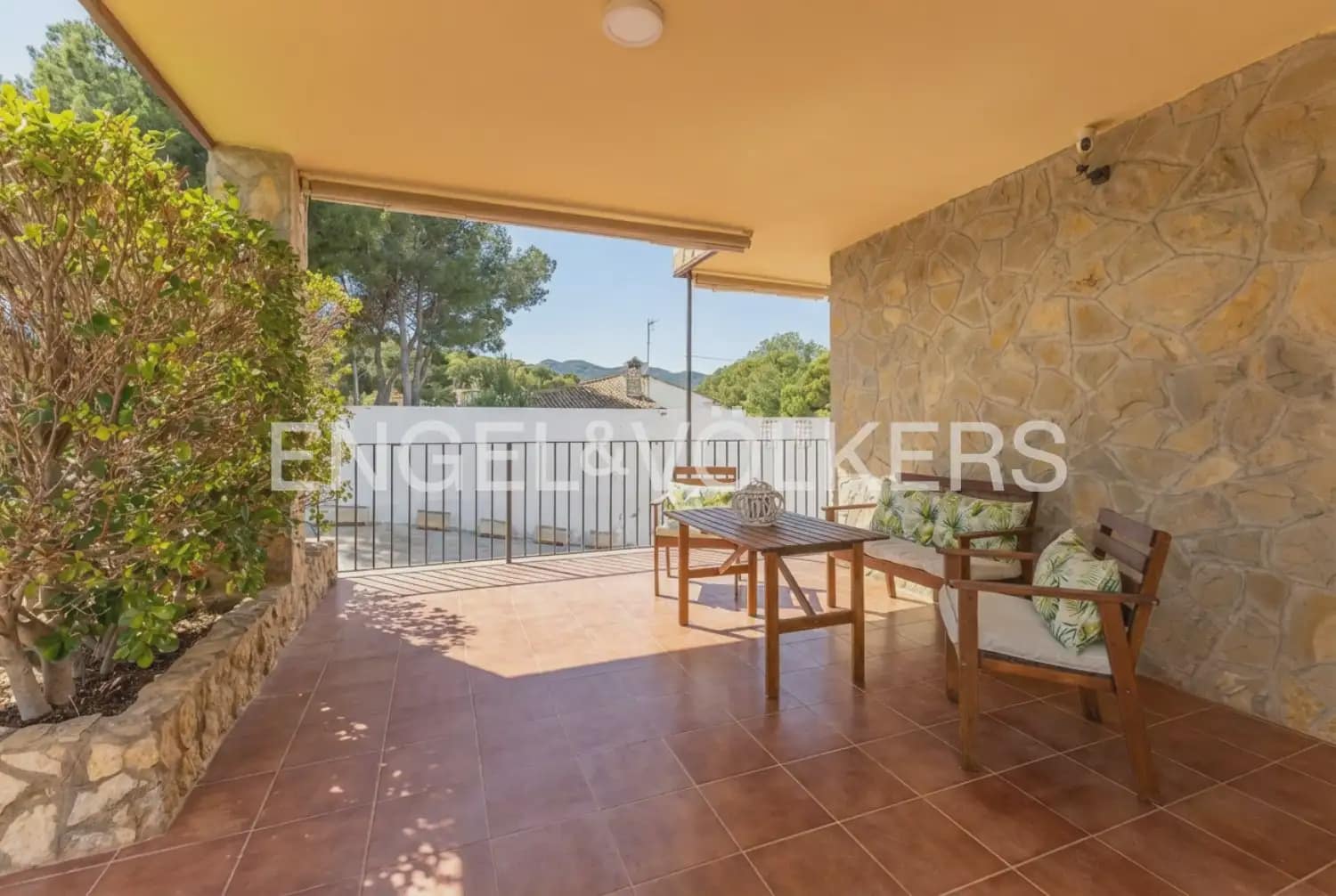 5 bedroom Villa for sale in Torres Torres with pool garage - € 468,000 (Ref: 9898148)