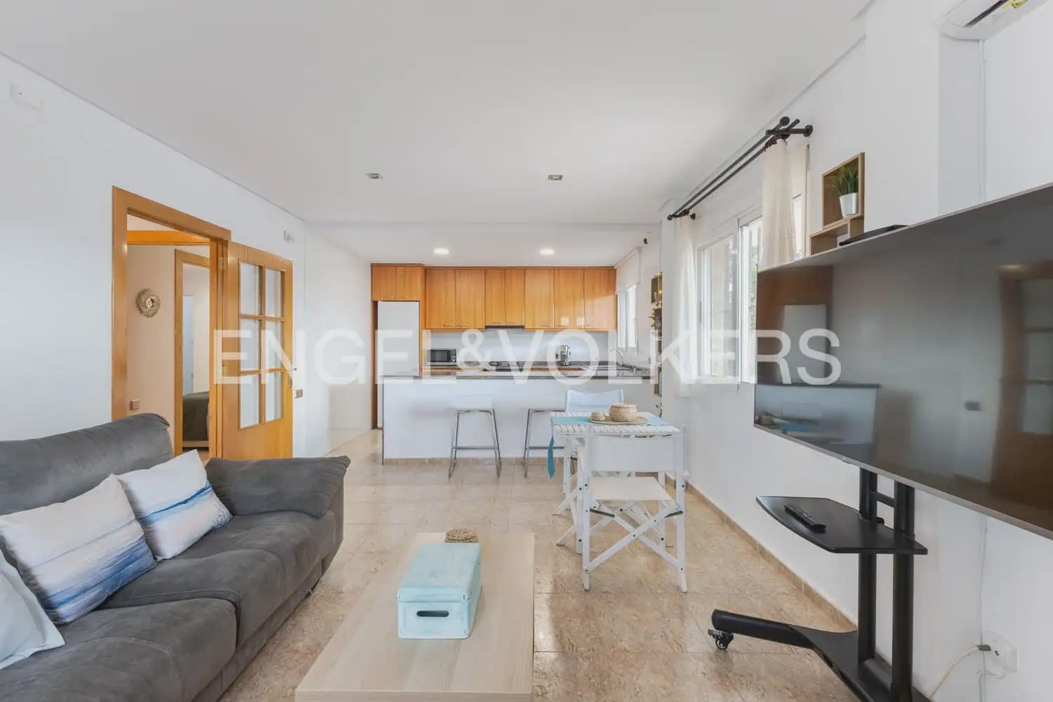5 bedroom Villa for sale in Torres Torres with pool garage - € 468,000 (Ref: 9898148)