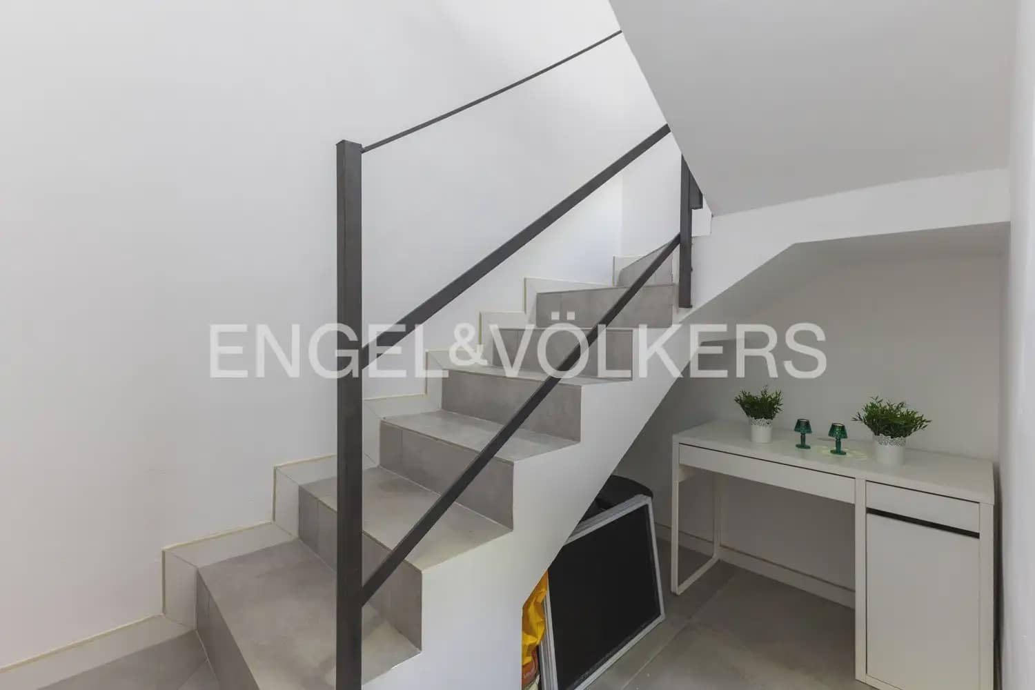 5 bedroom Villa for sale in Torres Torres with pool garage - € 468,000 (Ref: 9898148)