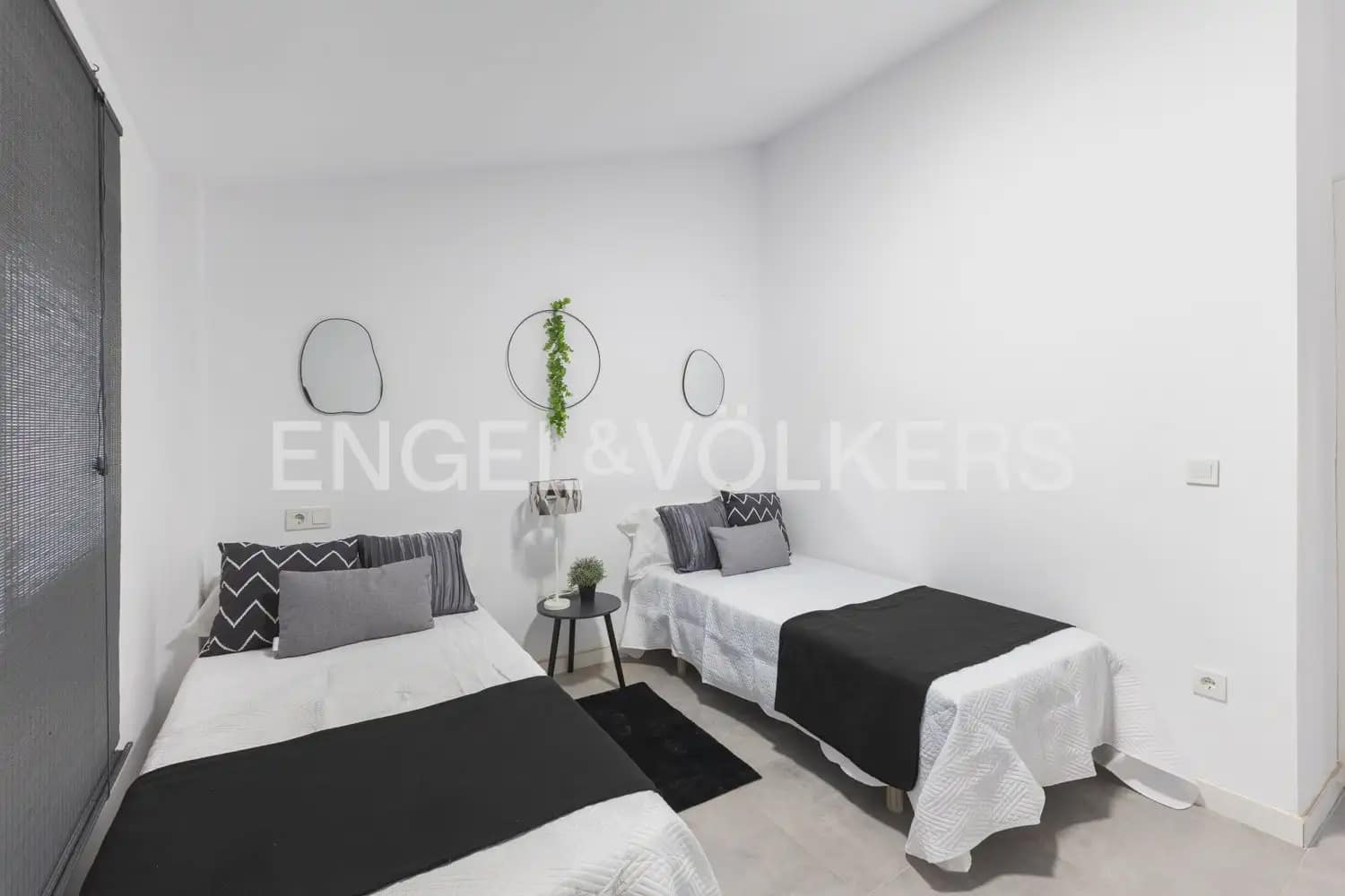 5 bedroom Villa for sale in Torres Torres with pool garage - € 468,000 (Ref: 9898148)