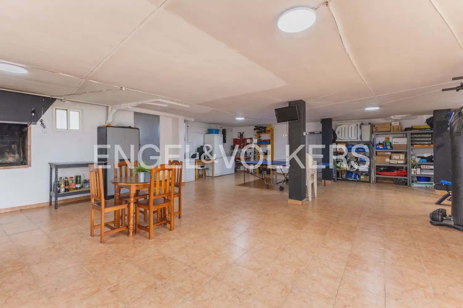 5 bedroom Villa for sale in Torres Torres with pool garage - € 468,000 (Ref: 9898148)