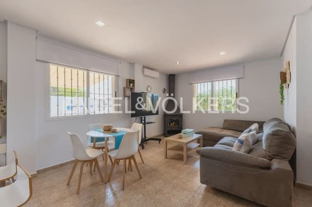 5 chambre Villa/Maison à vendre à Torres Torres avec piscine garage - 445 000 € (Ref: 9898148)
