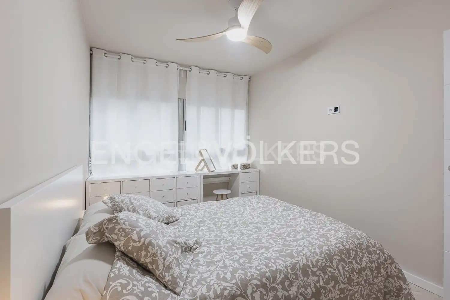 1 makuuhuone Huoneisto vuokrattavana paikassa Valencia kaupunki mukana 
autotalli - 1 500 € (Ref: 9898149)