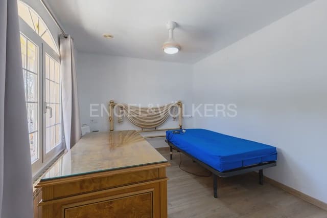 7 bedroom Villa for sale in El Grau de Castelló, Castelló de la Plana with pool garage - € 670,000 (Ref: 9898150)