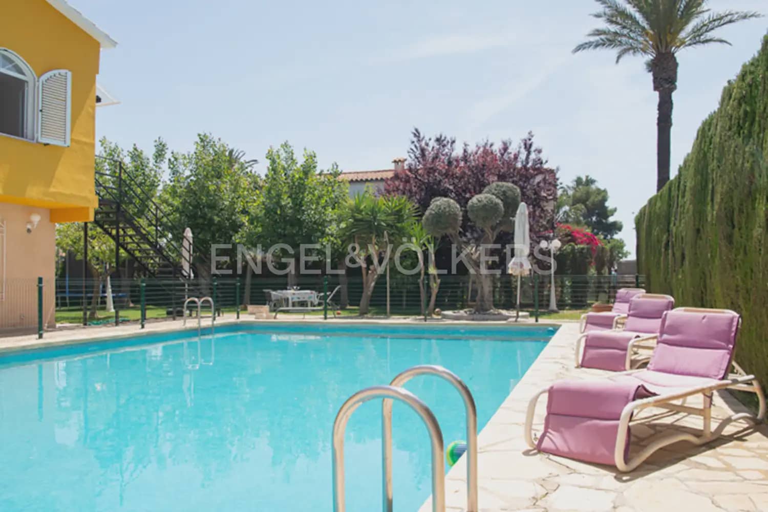 7 bedroom Villa for sale in Castello de la Plana with pool garage - € 670,000 (Ref: 9898150)