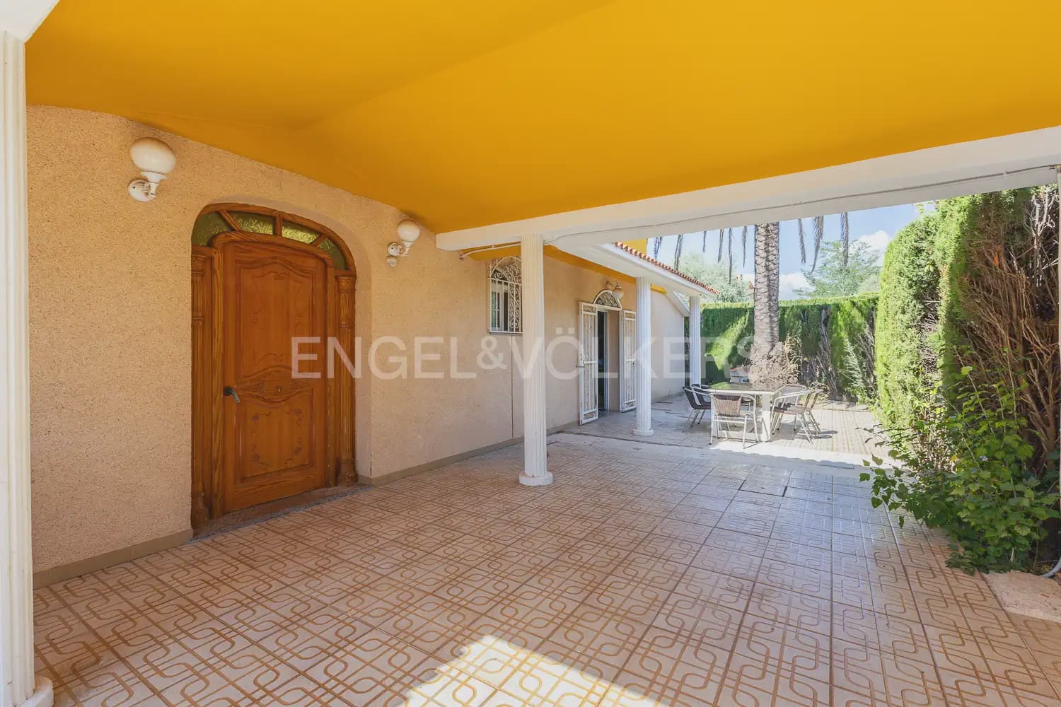 7 bedroom Villa for sale in Castello de la Plana with pool garage - € 670,000 (Ref: 9898150)