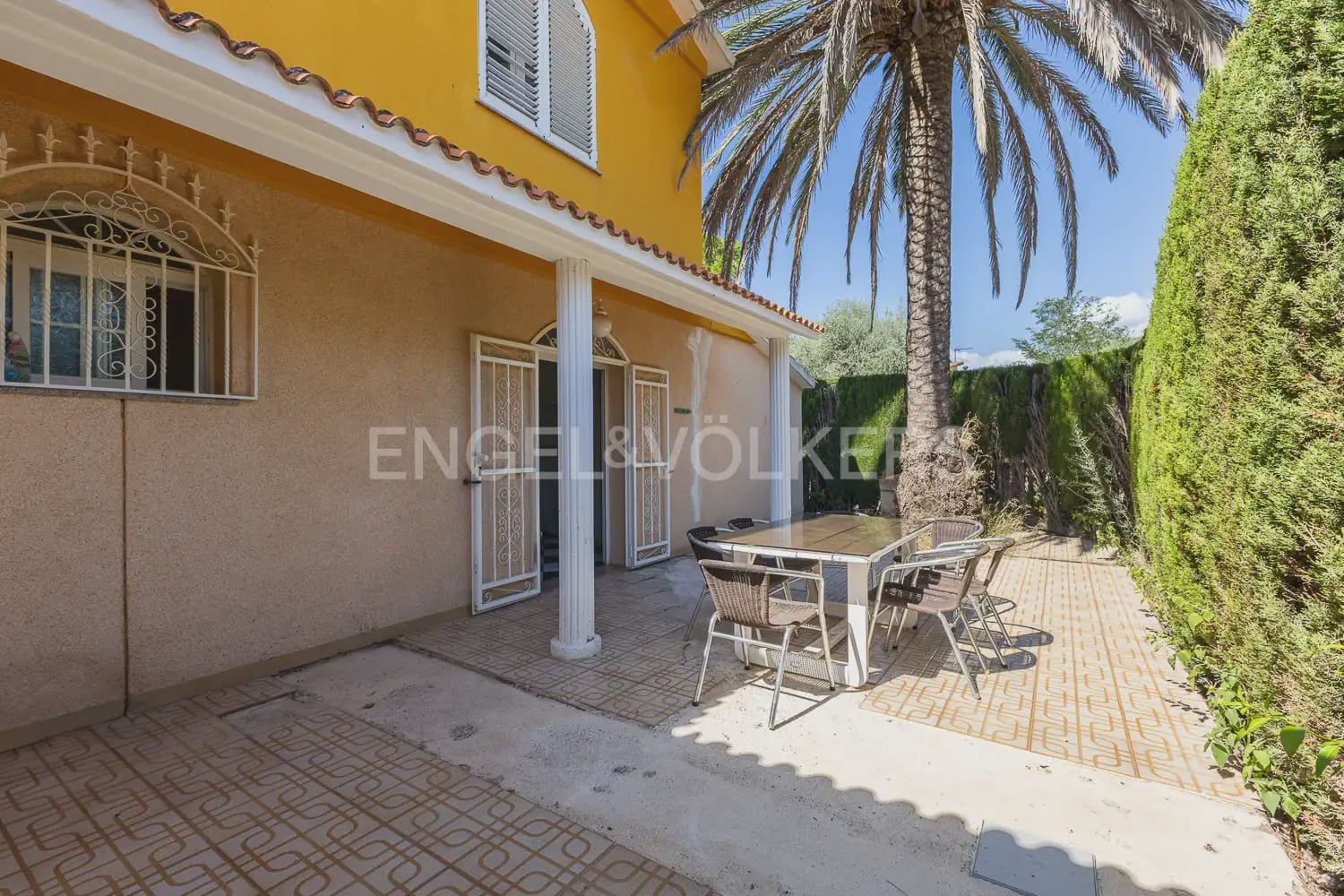 7 bedroom Villa for sale in Castello de la Plana with pool garage - € 670,000 (Ref: 9898150)