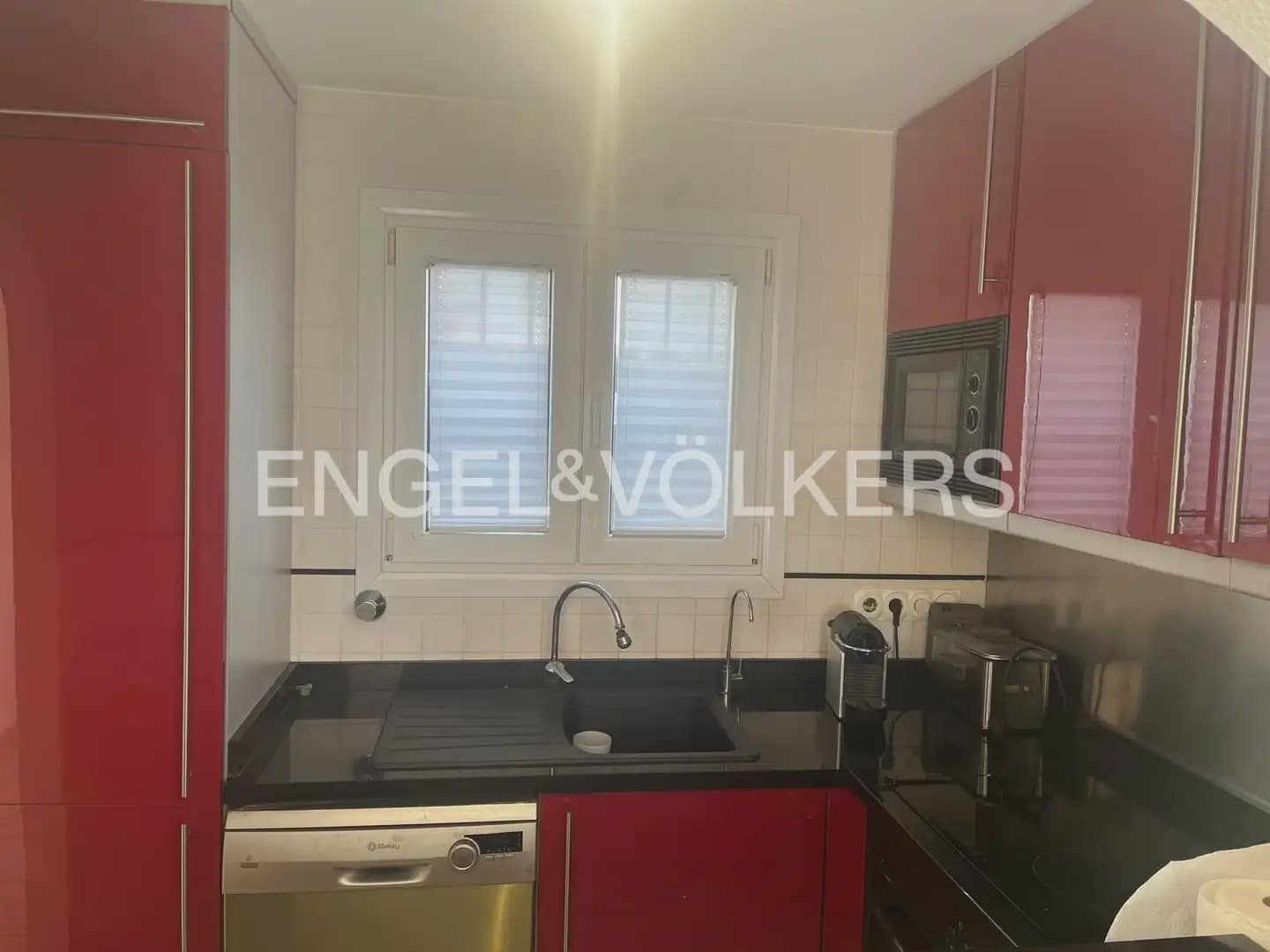 3 bedroom Terraced Villa for rent in Oliva with pool garage - € 1,500 (Ref: 9898151)
