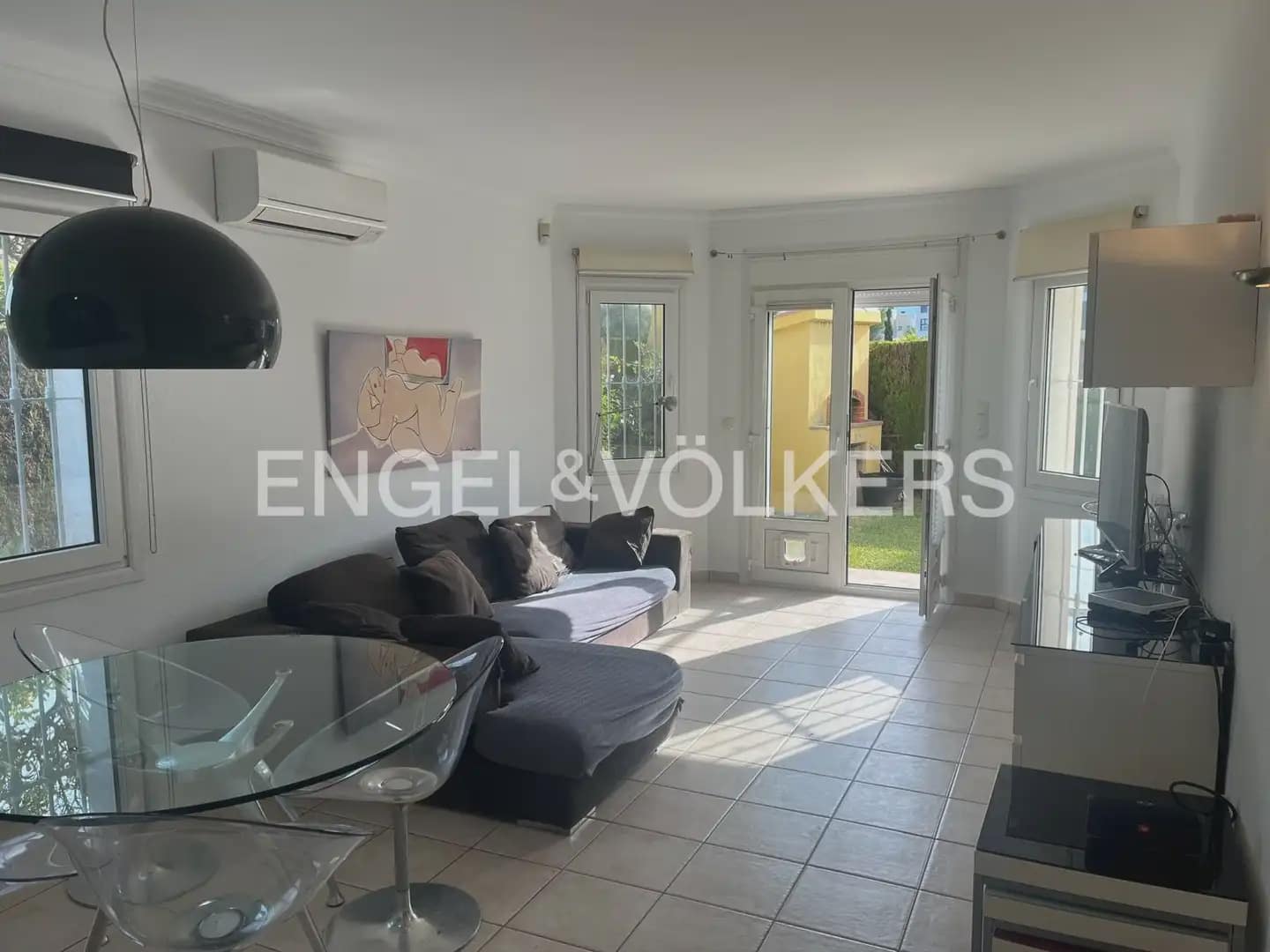 3 bedroom Terraced Villa for rent in Oliva with pool garage - € 1,500 (Ref: 9898151)