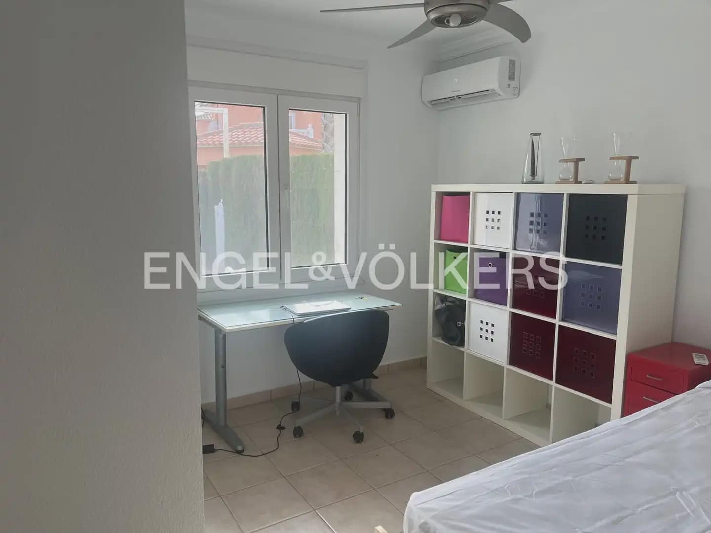 3 bedroom Terraced Villa for rent in Oliva with pool garage - € 1,500 (Ref: 9898151)