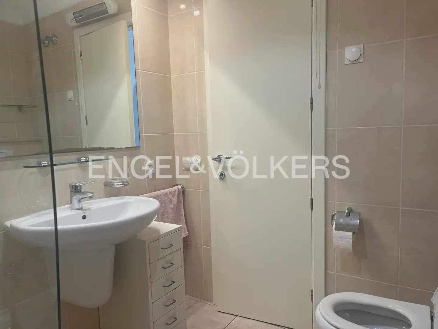 3 bedroom Terraced Villa for rent in Oliva with pool garage - € 1,500 (Ref: 9898151)