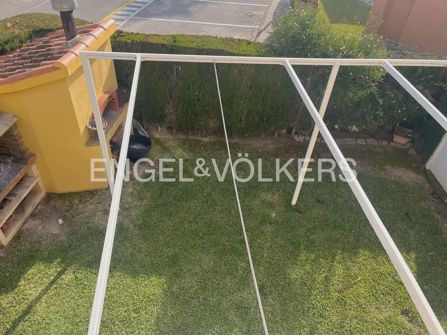 3 bedroom Terraced Villa for rent in Oliva with pool garage - € 1,500 (Ref: 9898151)