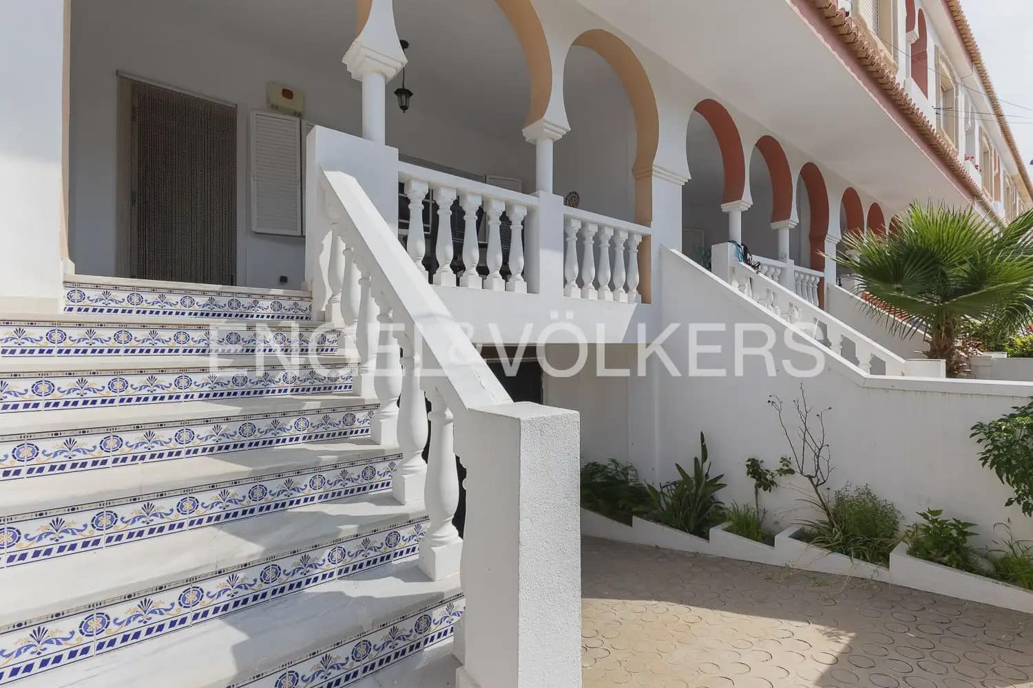 4 Zimmer Haus zu verkaufen in Sueca mit Pool Garage - 355.000 € (Ref: 9898152)