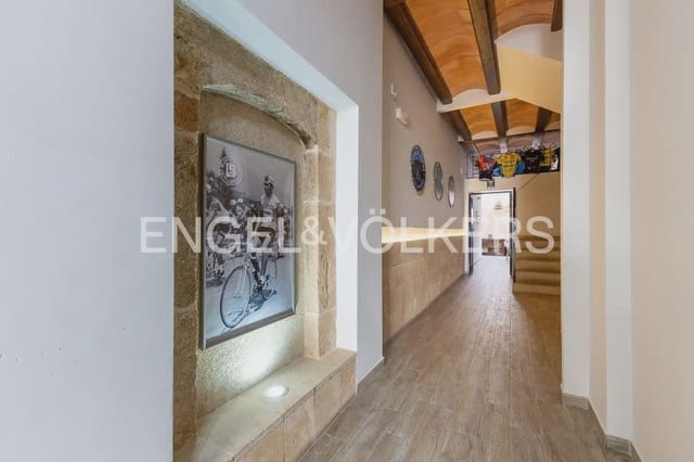 Hotel de 5 habitaciones en Centro ciudad, Javea / Xàbia en venta - 995.000 € (Ref: 9898153)