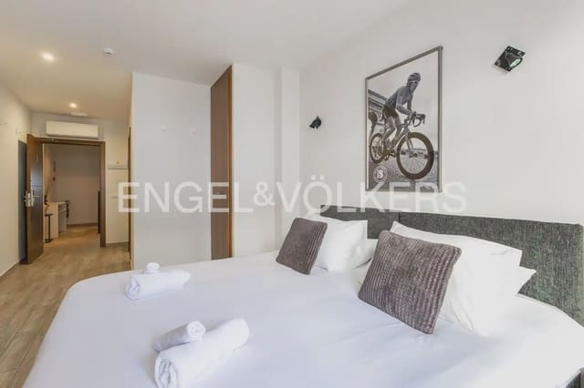 Hotel de 5 habitaciones en Centro ciudad, Javea / Xàbia en venta - 995.000 € (Ref: 9898153)