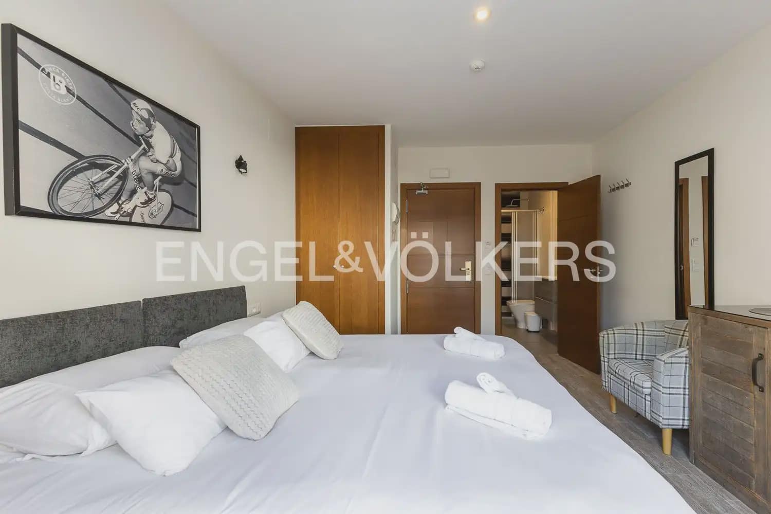 Hotel de 5 habitaciones en Javea / Xàbia en venta - 995.000 € (Ref: 9898153)