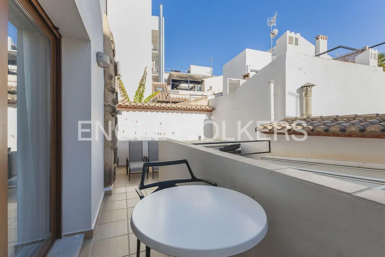 Hotel de 5 habitaciones en Javea / Xàbia en venta - 995.000 € (Ref: 9898153)