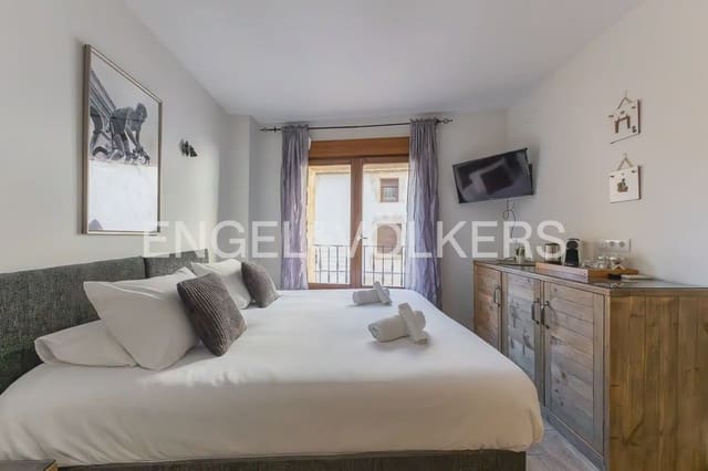 Hotel de 5 habitaciones en Centro ciudad, Javea / Xàbia en venta - 995.000 € (Ref: 9898153)