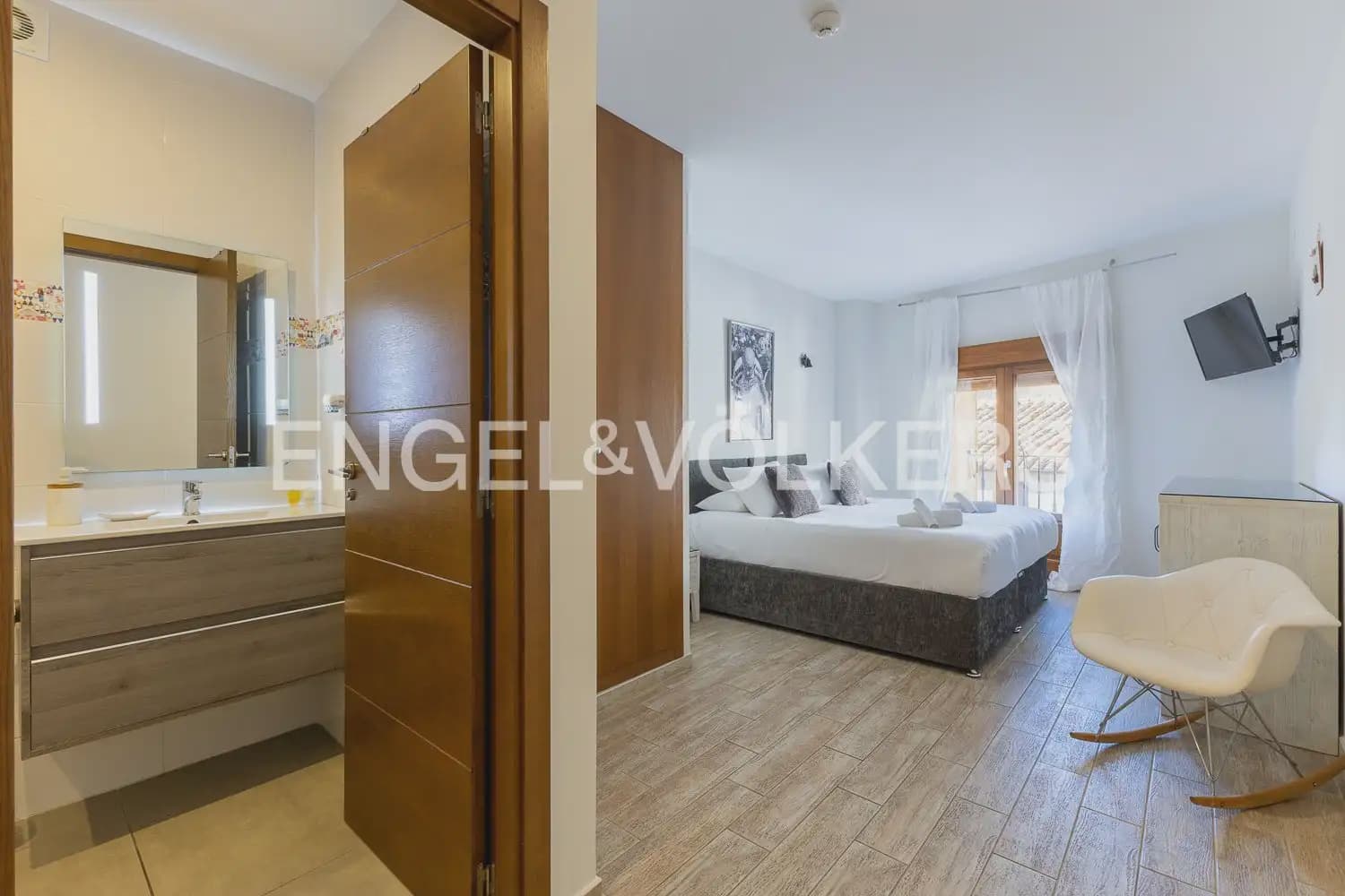 Hotel de 5 habitaciones en Javea / Xàbia en venta - 995.000 € (Ref: 9898153)