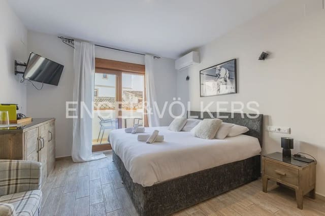 Hotel de 5 habitaciones en Centro ciudad, Javea / Xàbia en venta - 995.000 € (Ref: 9898153)