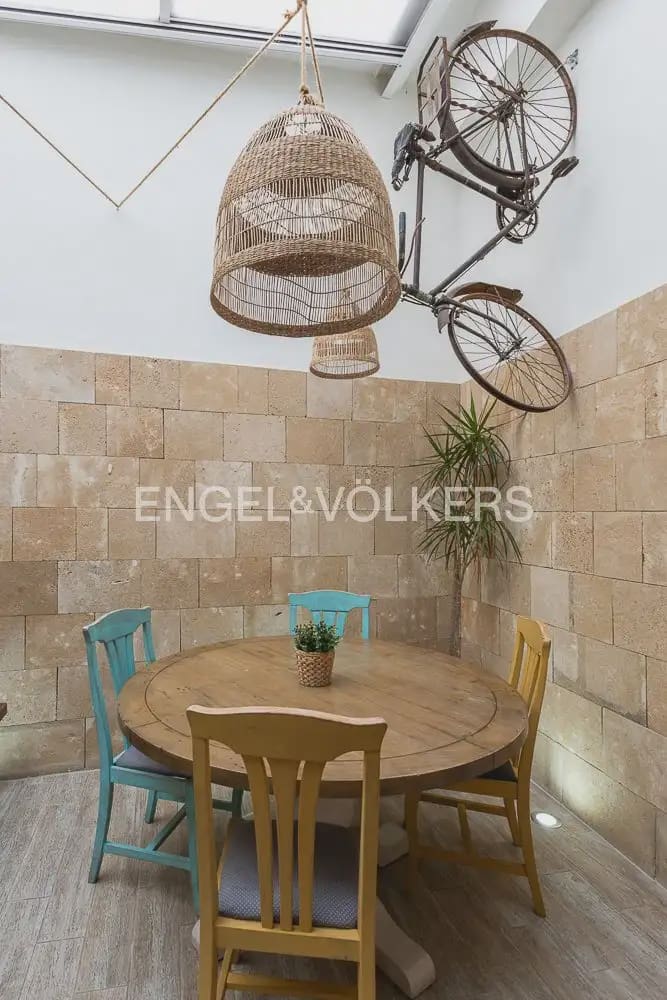 Hotel de 5 habitaciones en Javea / Xàbia en venta - 995.000 € (Ref: 9898153)
