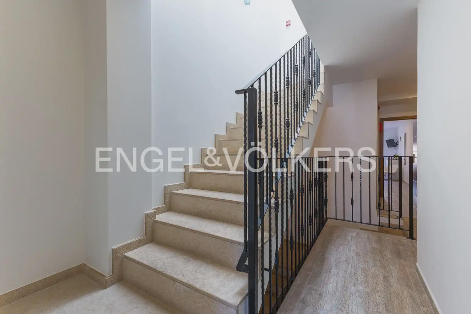 Hotel de 5 habitaciones en Javea / Xàbia en venta - 995.000 € (Ref: 9898153)