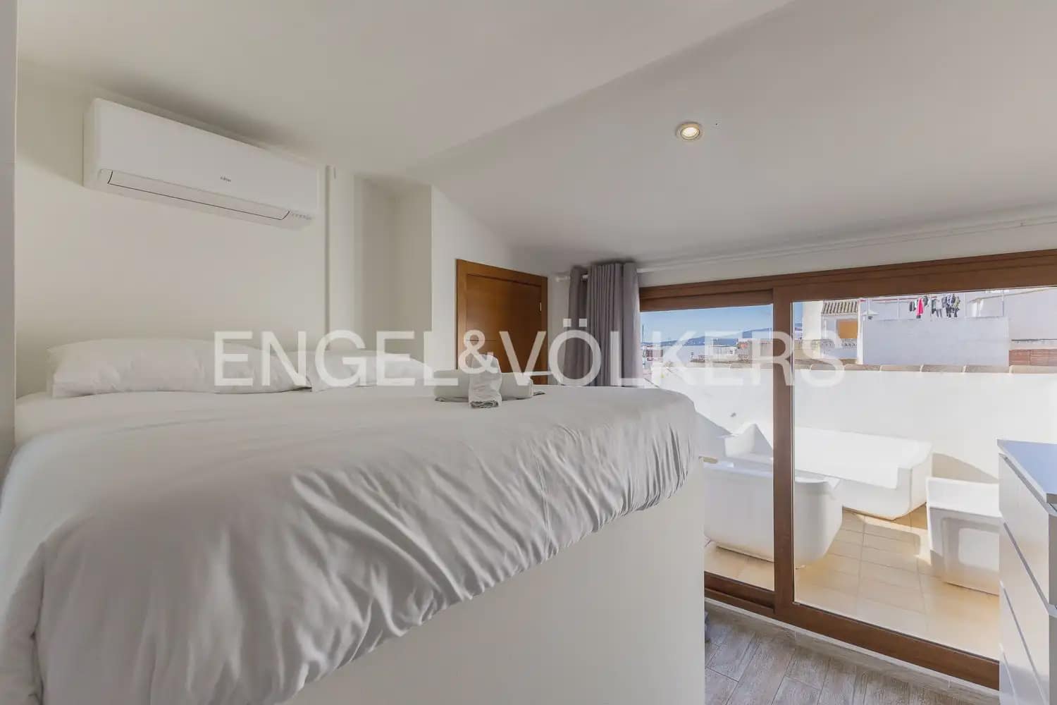 Hotel de 5 habitaciones en Javea / Xàbia en venta - 995.000 € (Ref: 9898153)