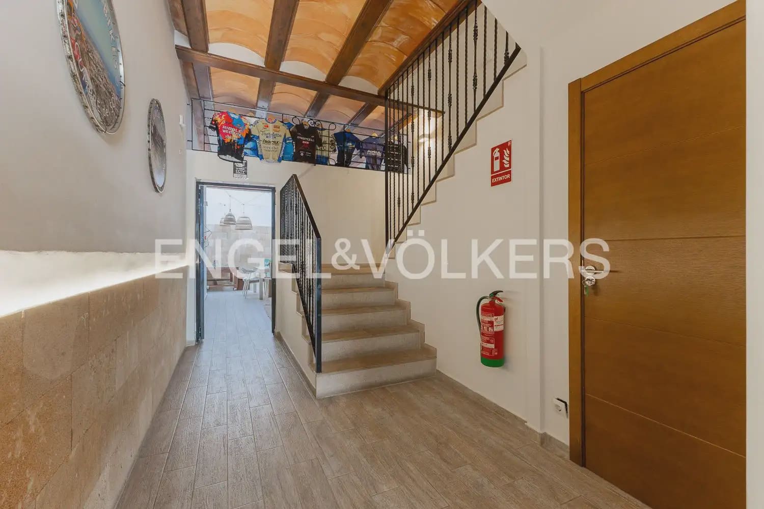 Hotel de 5 habitaciones en Javea / Xàbia en venta - 995.000 € (Ref: 9898153)