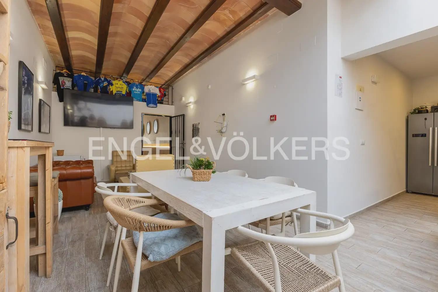 Hotel de 5 habitaciones en Javea / Xàbia en venta - 995.000 € (Ref: 9898153)