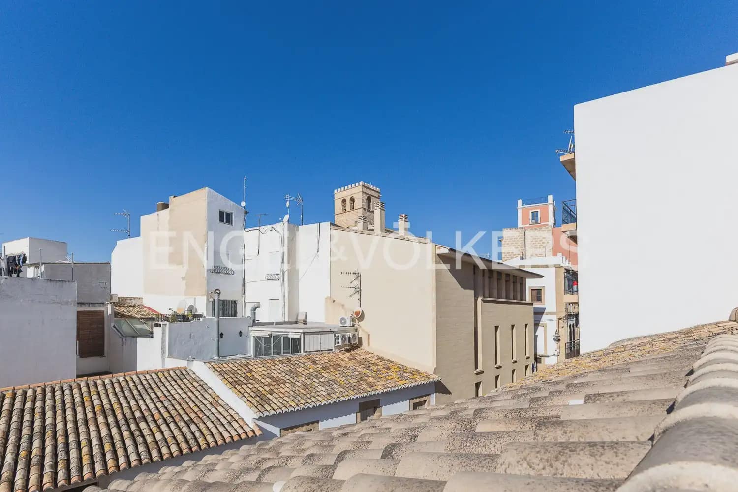 Hotel de 5 habitaciones en Javea / Xàbia en venta - 995.000 € (Ref: 9898153)