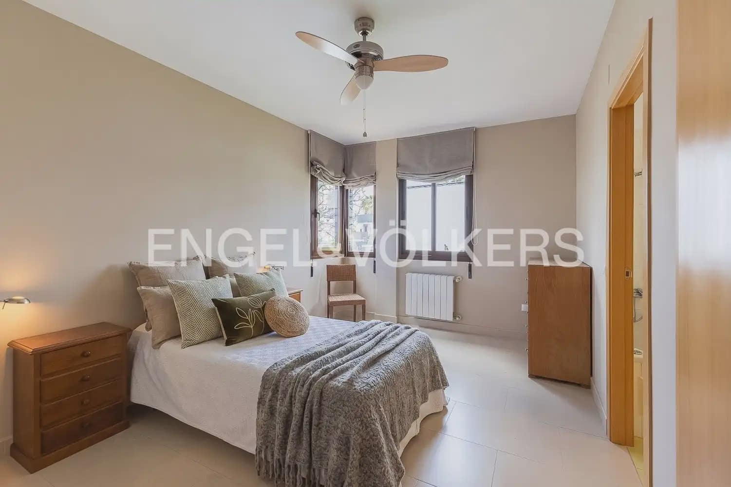 6 soverom Villa til salgs i Pucol med svømmebasseng garasje - € 1 150 000 (Ref: 9898154)