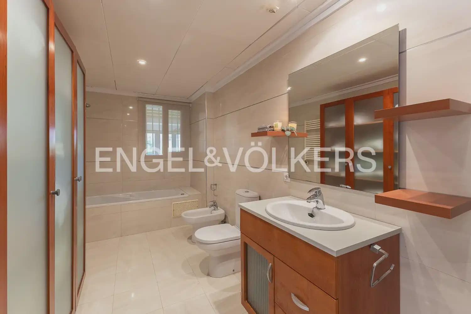 6 soverom Villa til salgs i Pucol med svømmebasseng garasje - € 1 150 000 (Ref: 9898154)