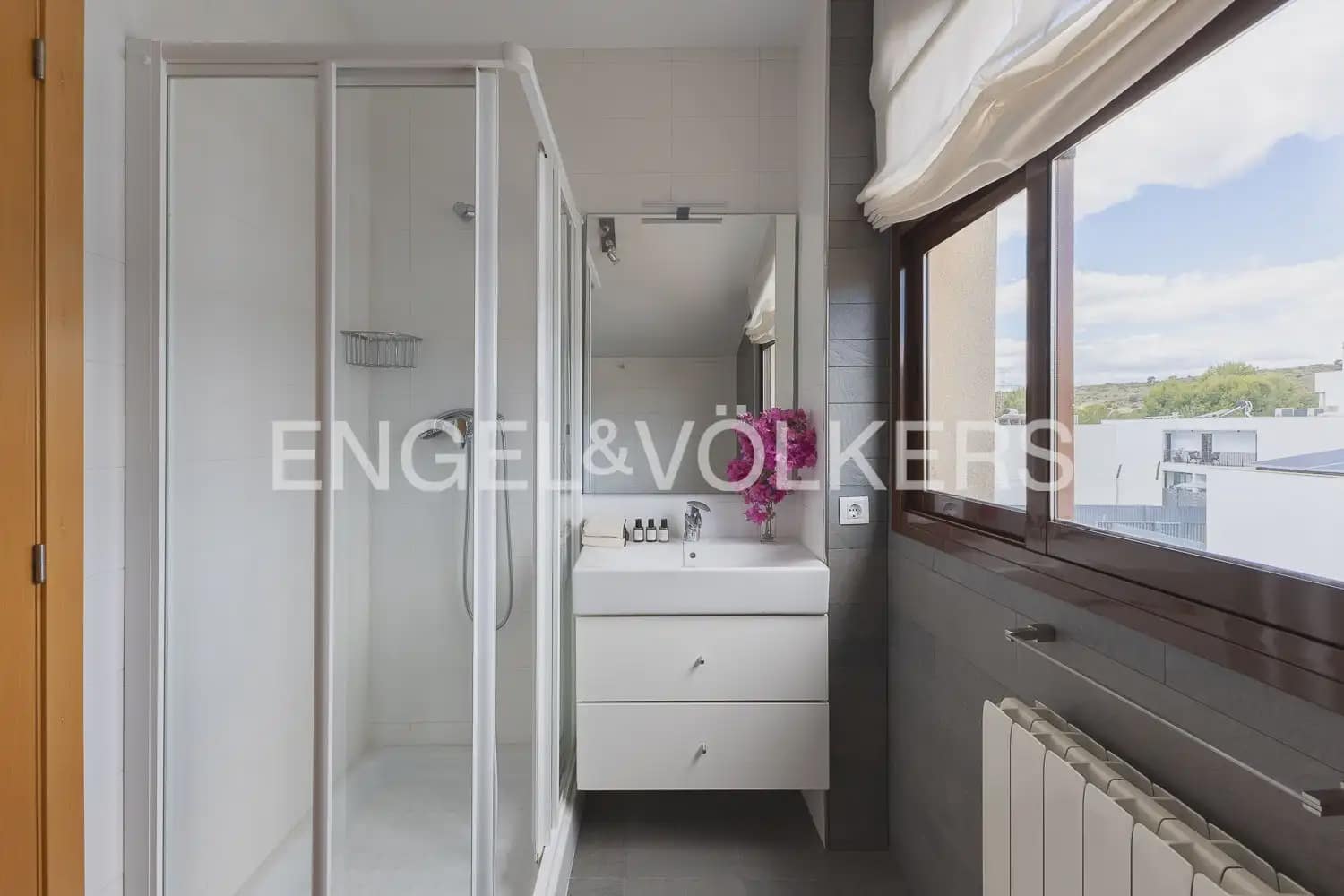 6 soverom Villa til salgs i Pucol med svømmebasseng garasje - € 1 150 000 (Ref: 9898154)