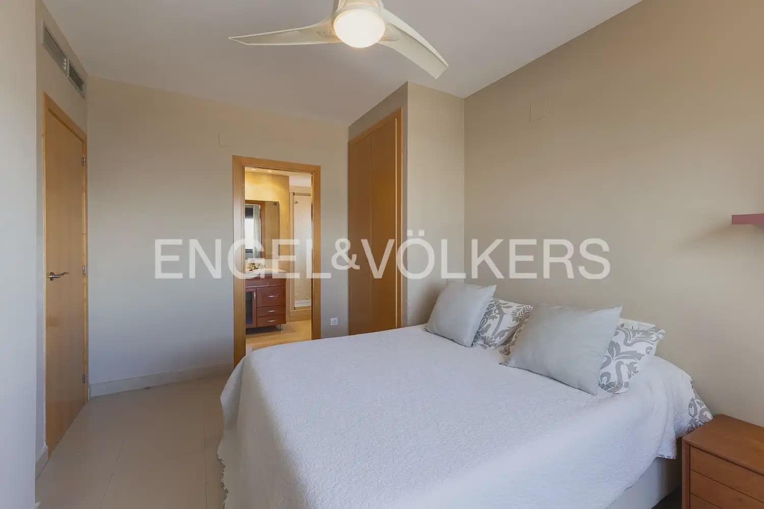 6 soverom Villa til salgs i Pucol med svømmebasseng garasje - € 1 150 000 (Ref: 9898154)