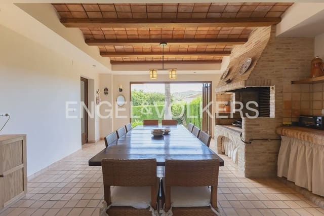 6 soverom Villa til salgs i Puçol med svømmebasseng garasje - € 1 150 000 (Ref: 9898154)