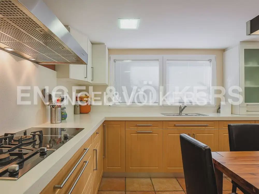 3 quarto Moradia em Banda para arrendar em Torrent com piscina garagem - 2 800 € (Ref: 9898155)