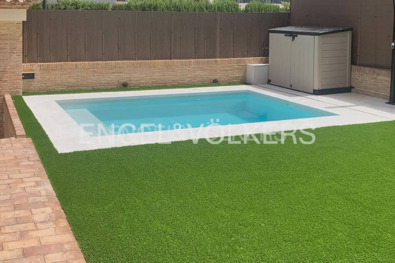 3 quarto Moradia em Banda para arrendar em Torrent com piscina garagem - 2 800 € (Ref: 9898155)