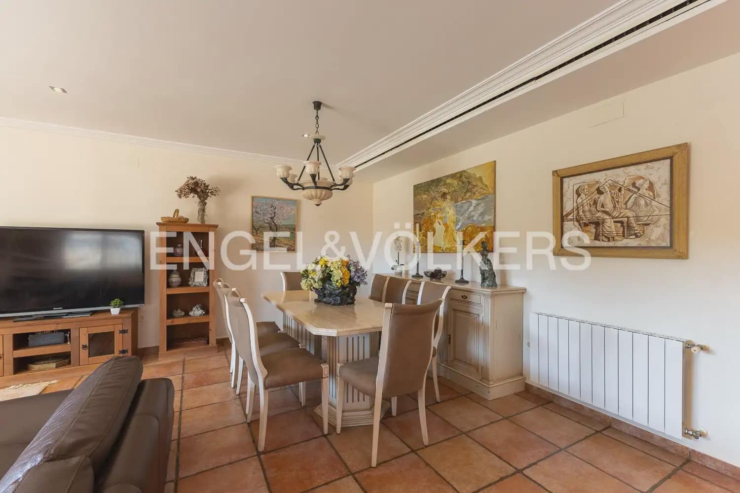 3 bedroom Terraced Villa for rent in Torrent with pool garage - € 2,800 (Ref: 9898155)