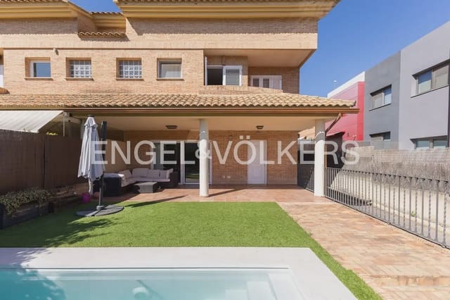 3 quarto Moradia em Banda para arrendar em Torrent com piscina garagem - 2 800 € (Ref: 9898155)