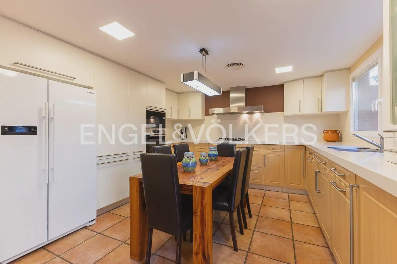 3 bedroom Terraced Villa for rent in Torrent with pool garage - € 2,800 (Ref: 9898155)