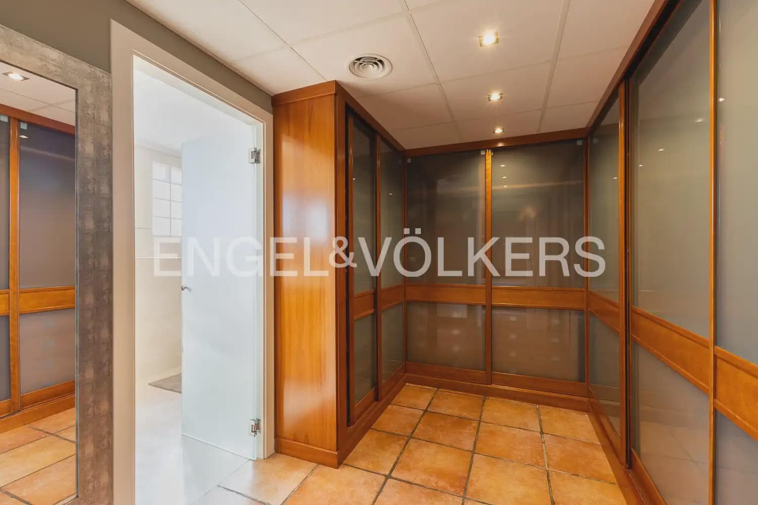 3 bedroom Terraced Villa for rent in Torrent with pool garage - € 2,800 (Ref: 9898155)