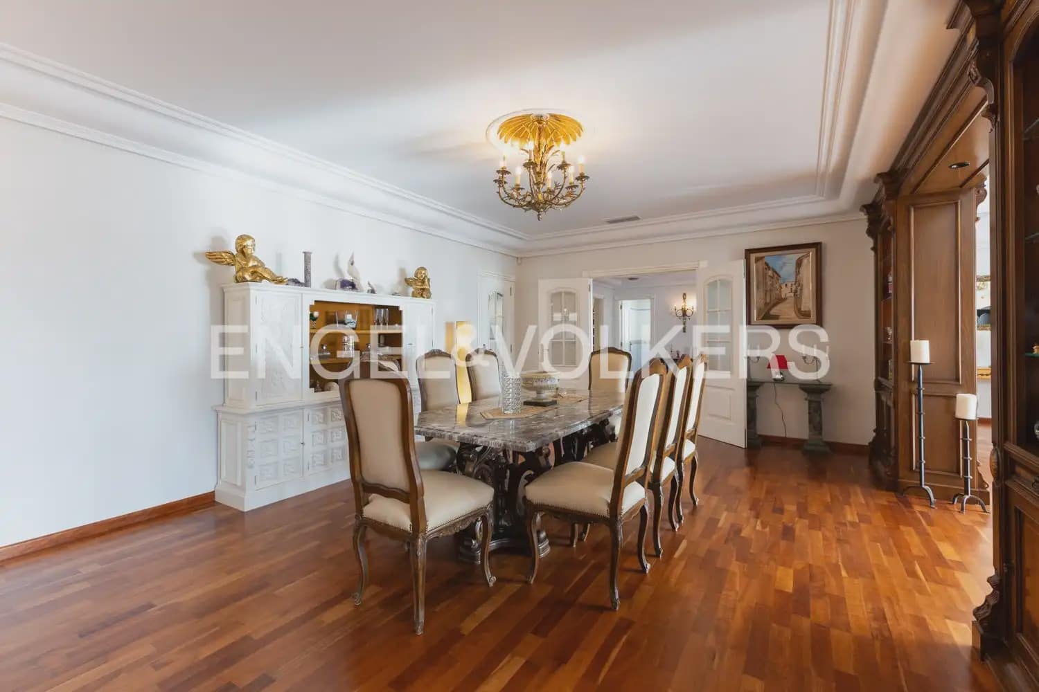 5 chambre Villa/Maison à vendre à Oropesa  avec piscine garage - 1 320 000 € (Ref: 9898156)