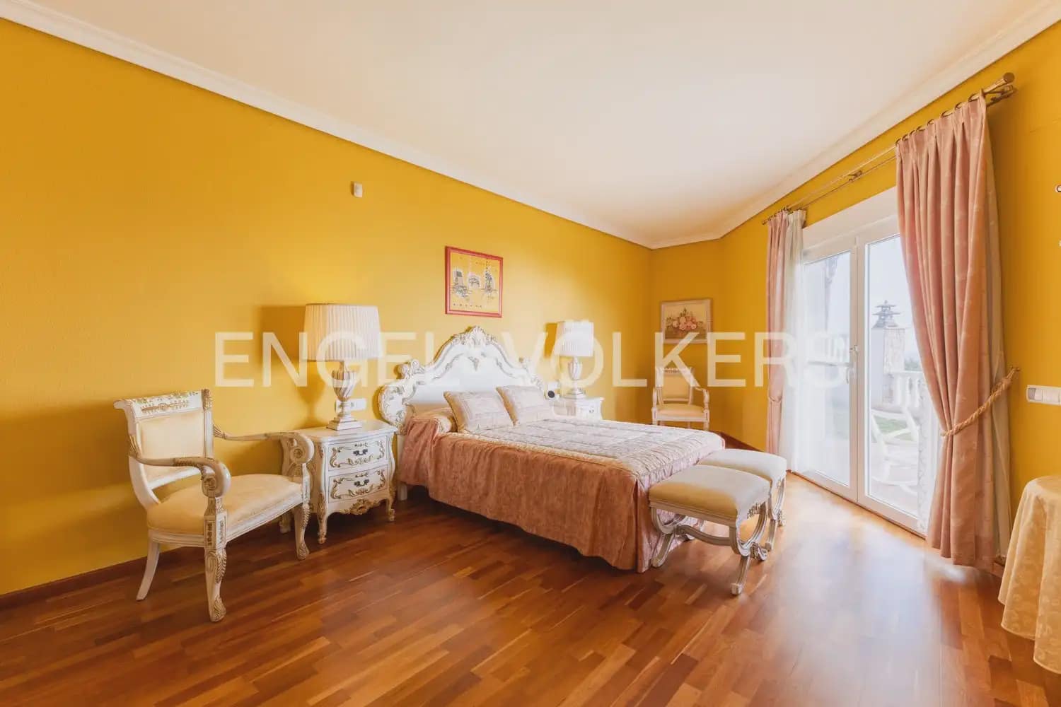 5 chambre Villa/Maison à vendre à Oropesa  avec piscine garage - 1 320 000 € (Ref: 9898156)